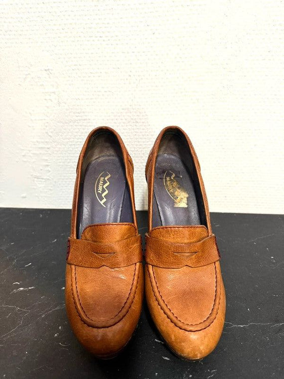 Vintage Maury pumps