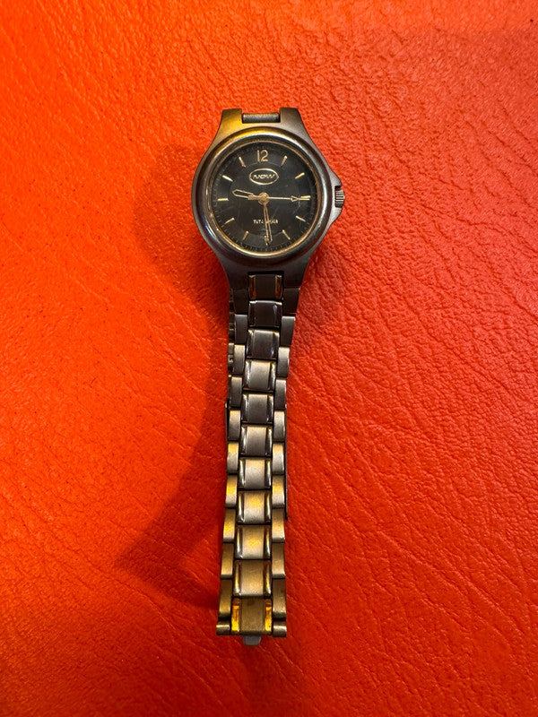 Vintage Now Watch