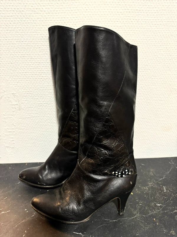 Vintage 80s Pull up boots