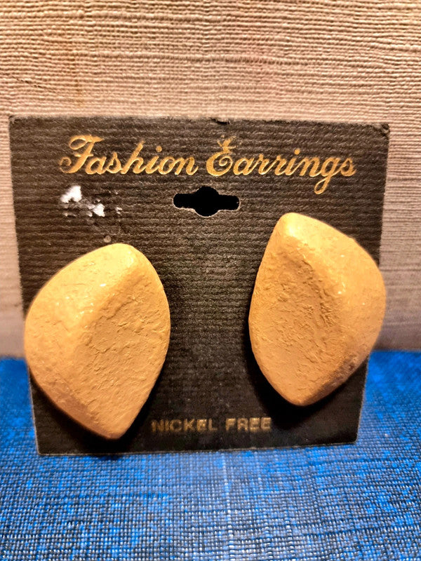 Retro Clip On Earrings
