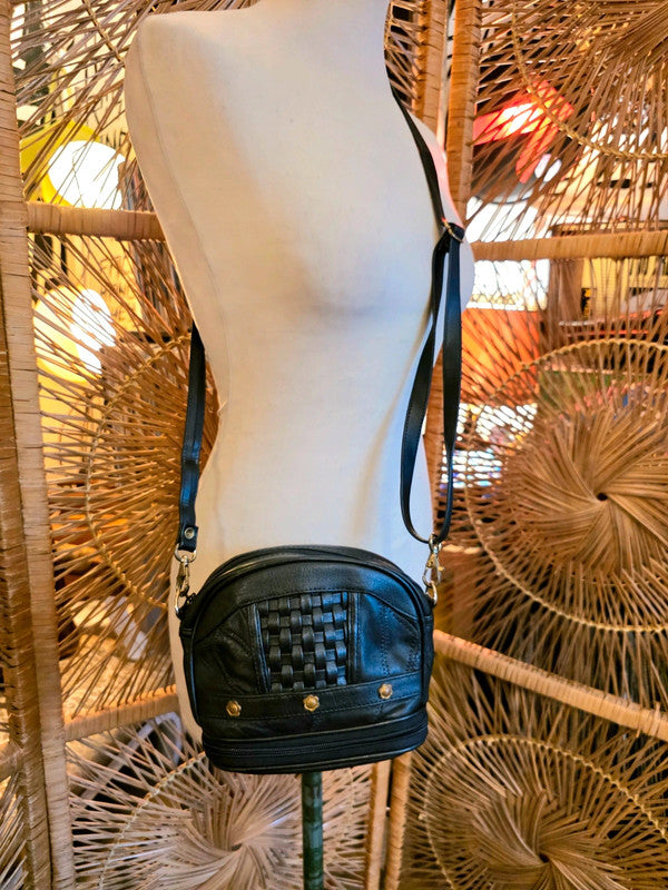 Vintage 80s Bucket Shoulder bag