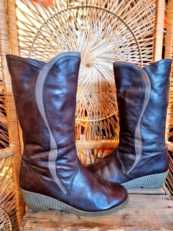 Vintage 70s Ara Wedge boots