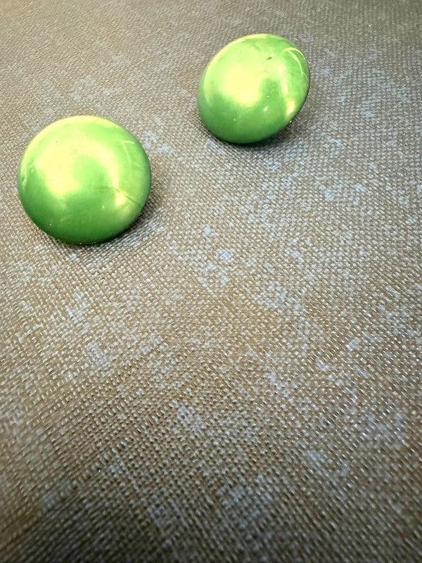 Vintage 80’s Clip-Ons Earring