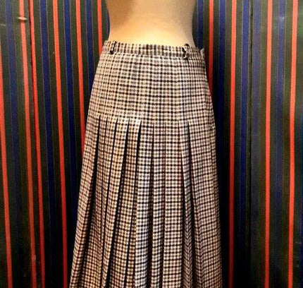 Vintage 80's Escada Pure New Wool Skirt