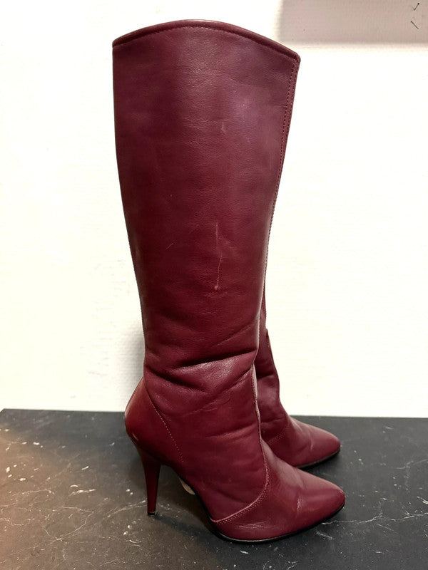 Vintage 80s knee high boots