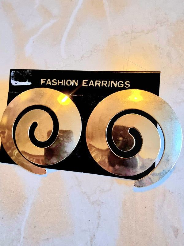 Vintage 80s Pierced Earrings