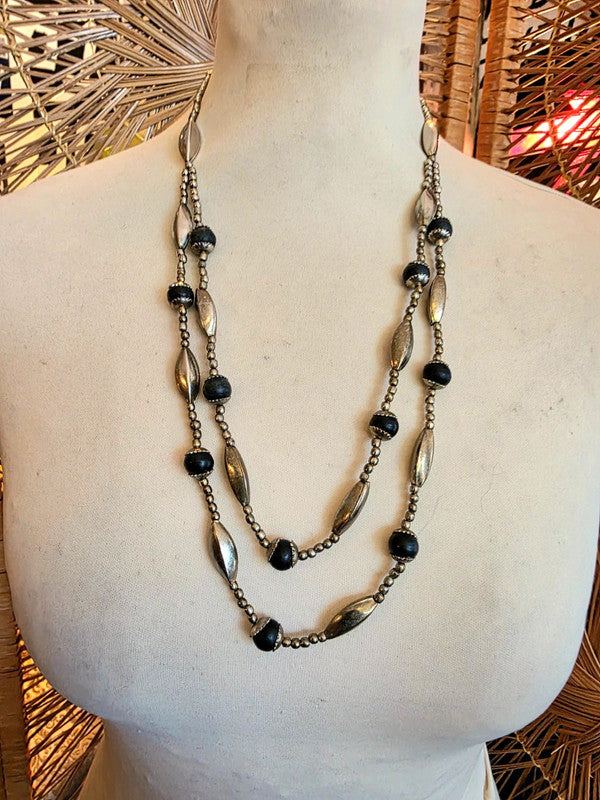Vintage 70s Long Double chain Flapper Style Necklace