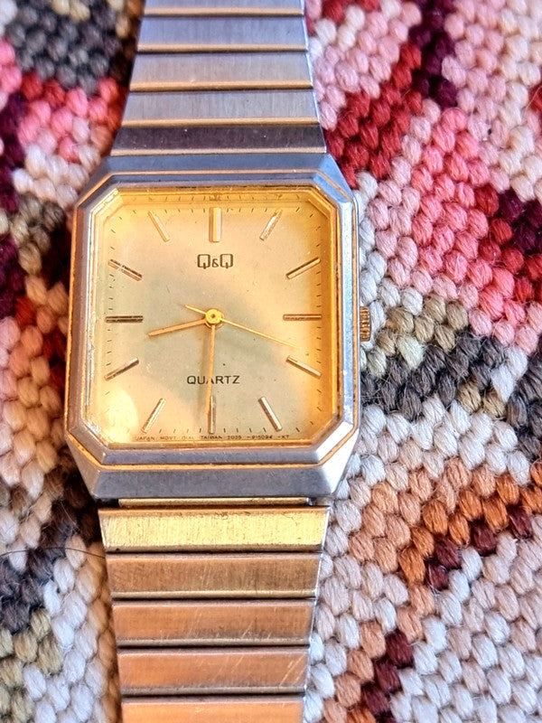 Vintage Q&Q Watch
