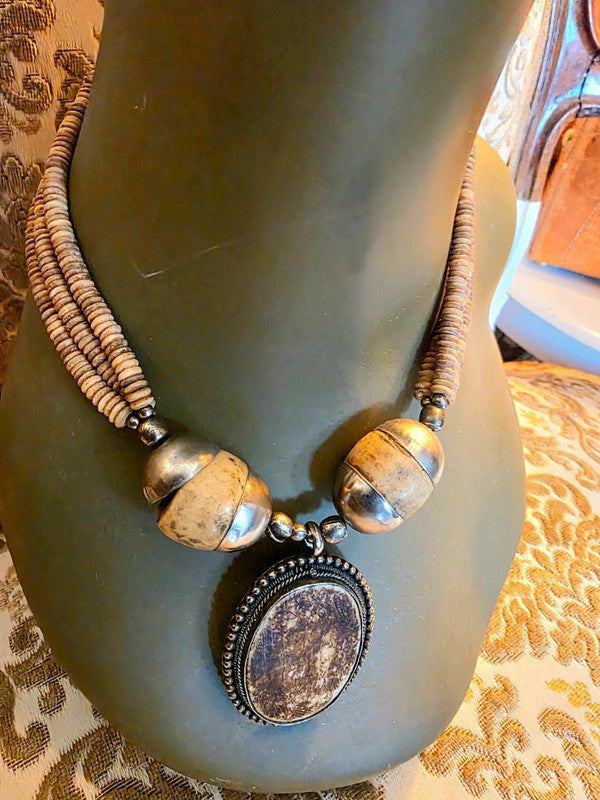 Vintage 80's Wooden Necklace