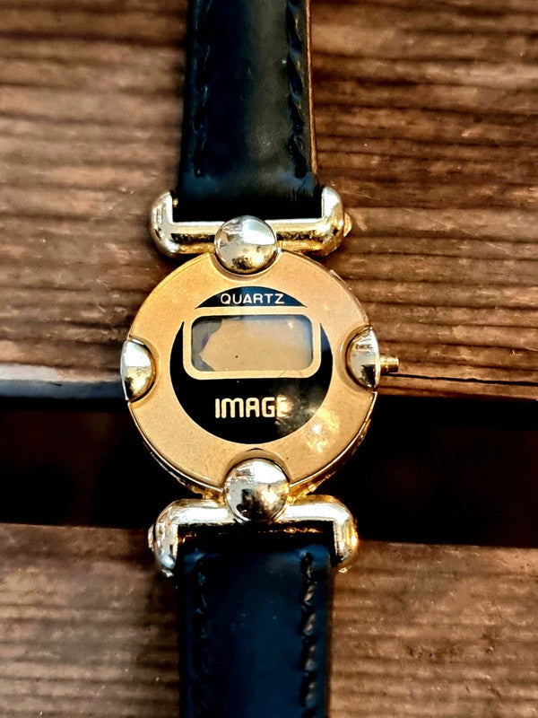 Vintage Image Quartz Watch