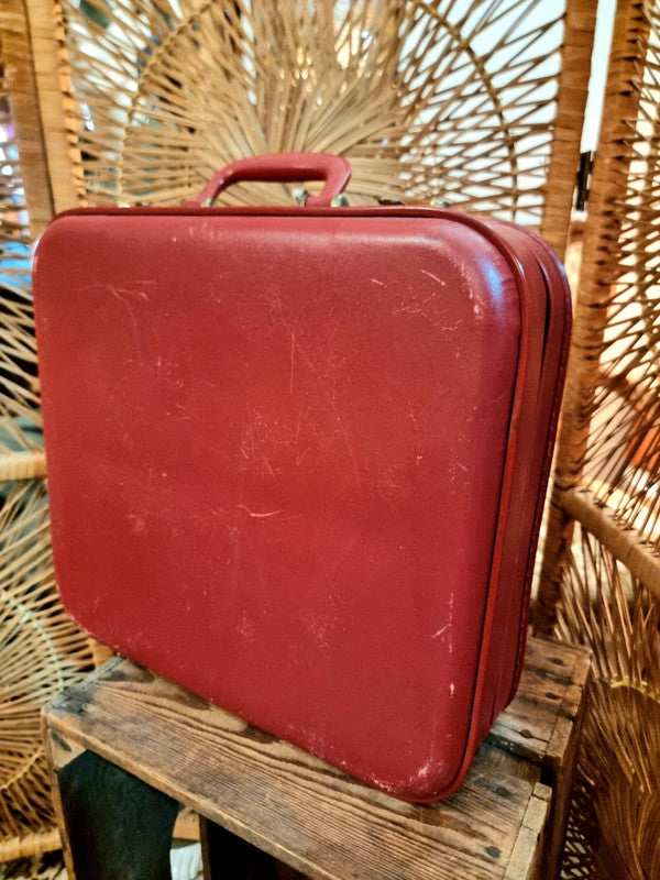 Vintage Kes & Kerrie Suitcase