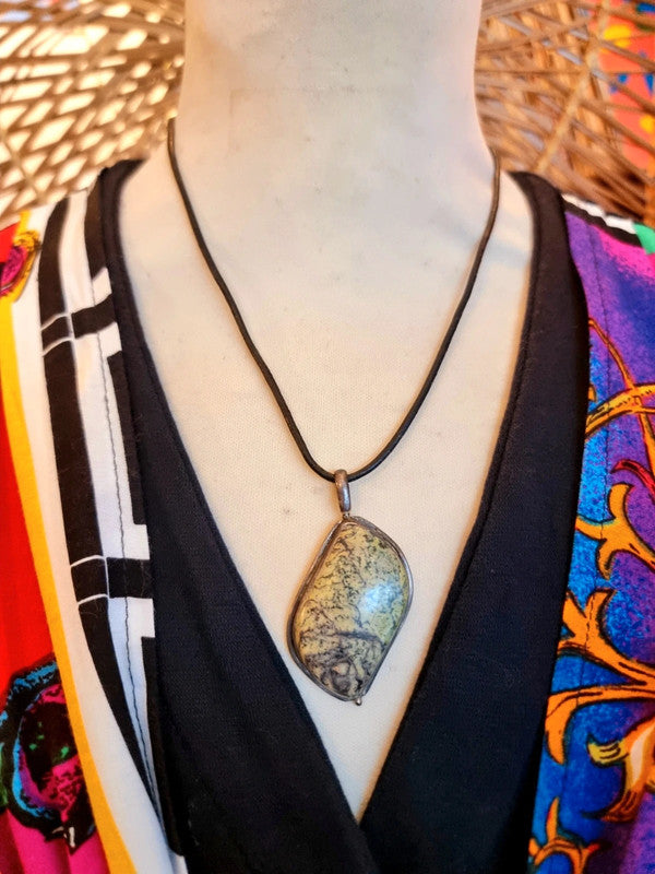 Vintage Serpentine Pendant Necklace