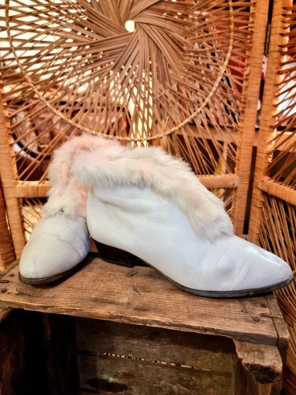 Vintage 70s / 80s Ara Ankle Boots