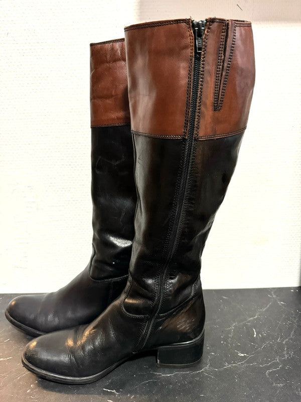 Vintage 80s Zip up boots
