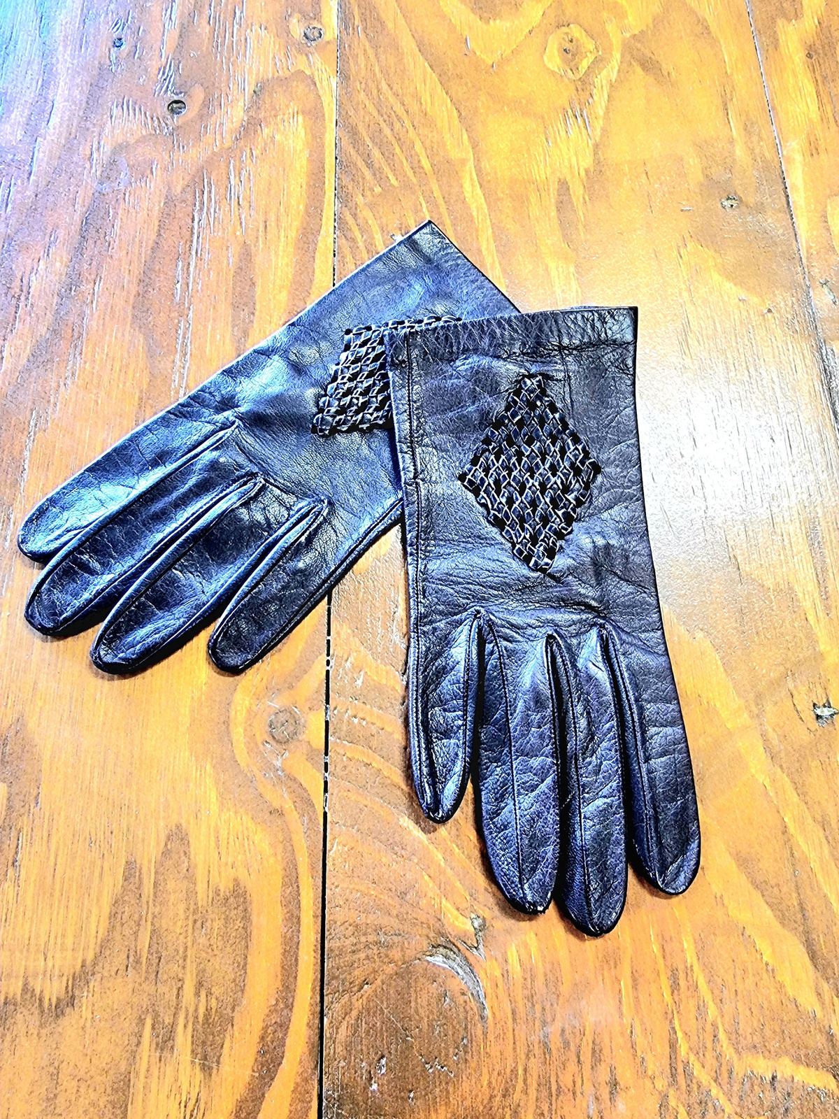 Vintage Leather Gloves