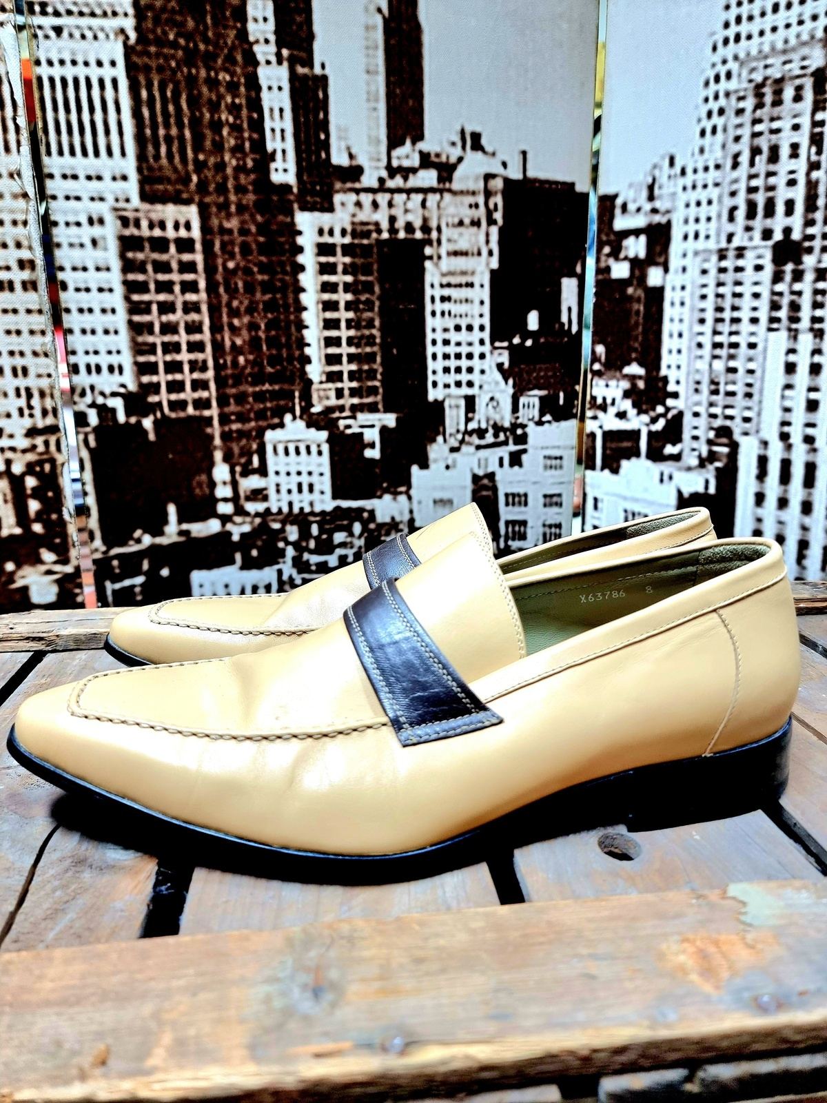 Mens shoes