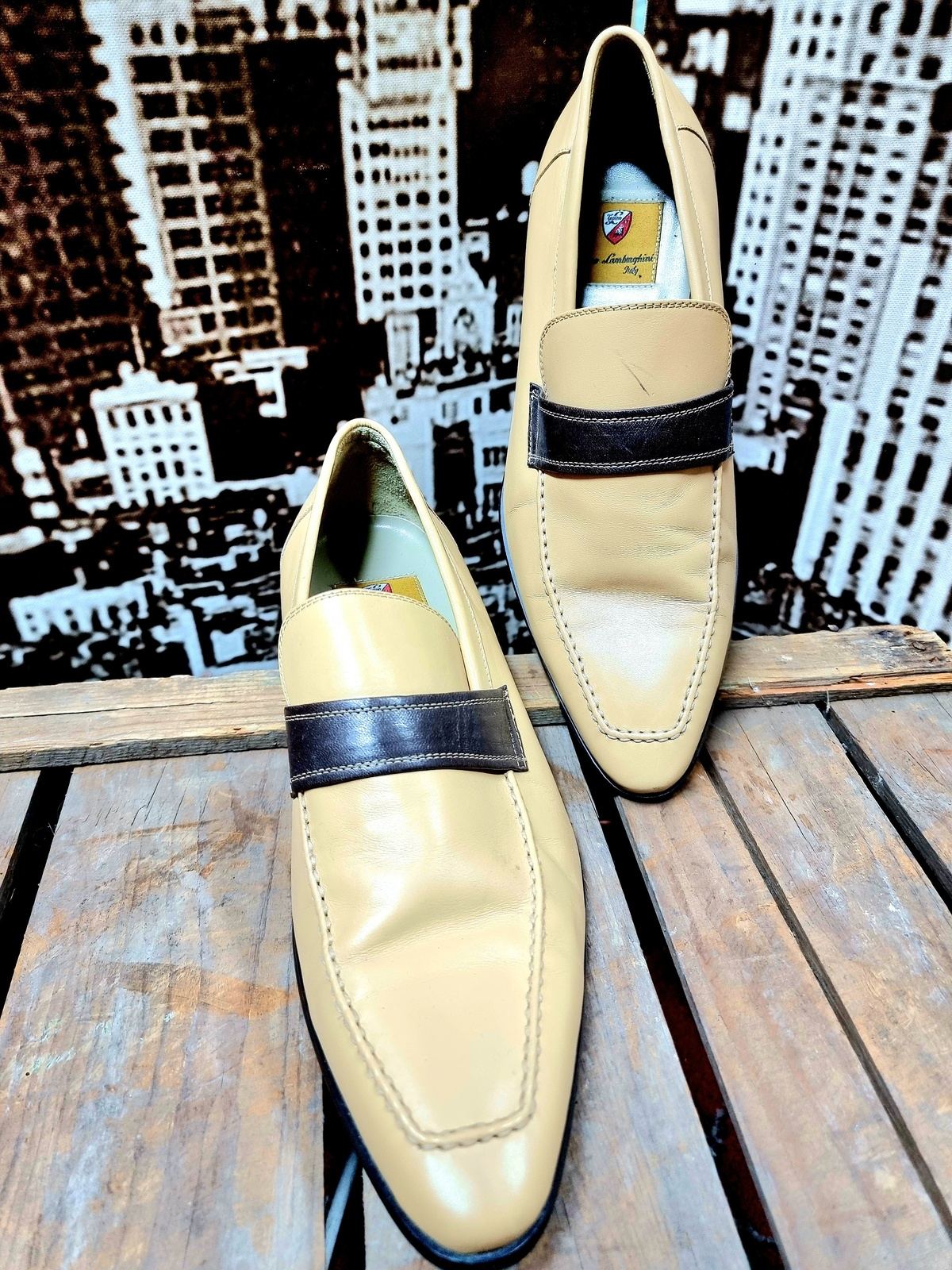 Mens shoes