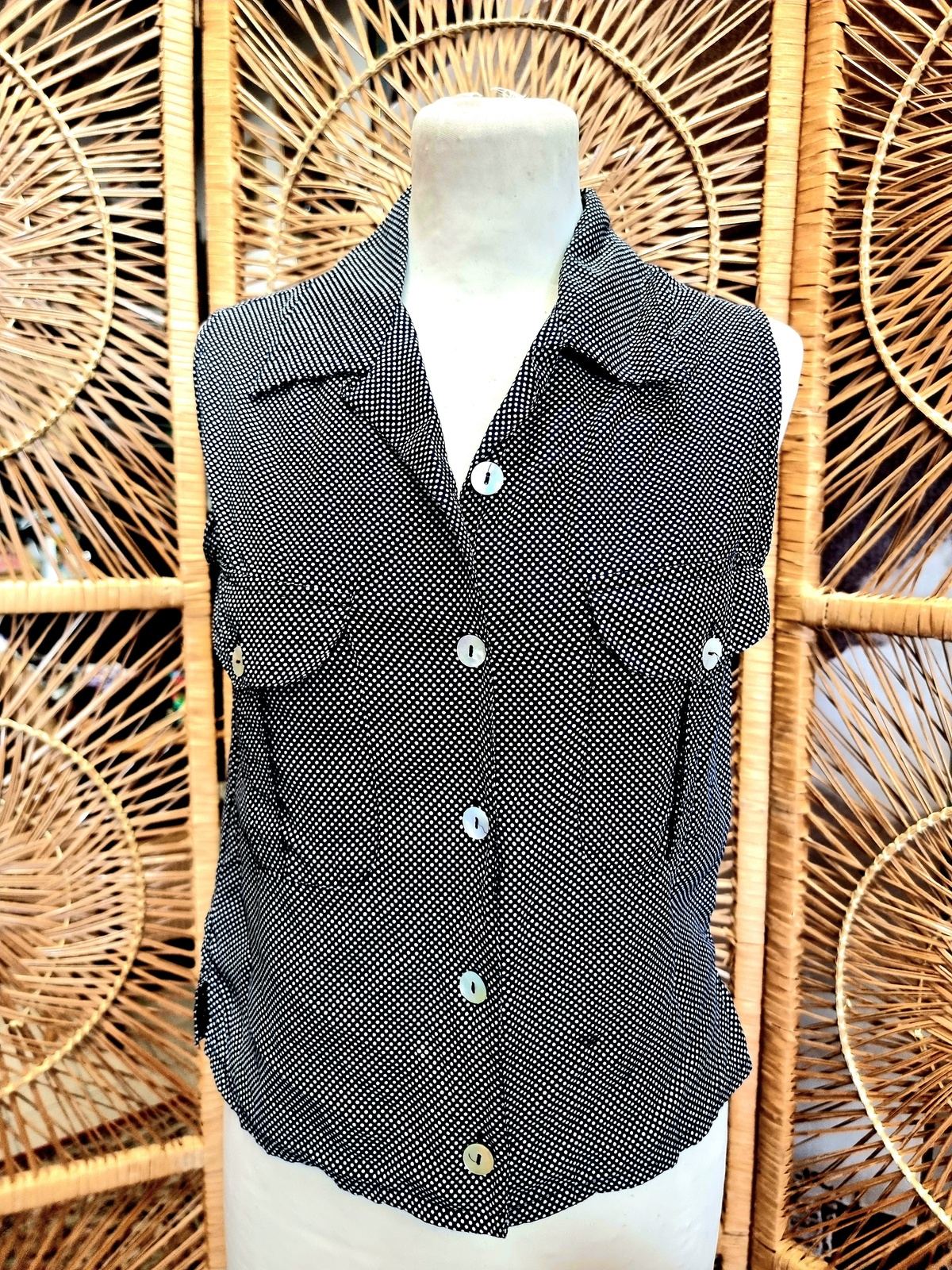 Vintage 80s Amici Sleeveless Shirt