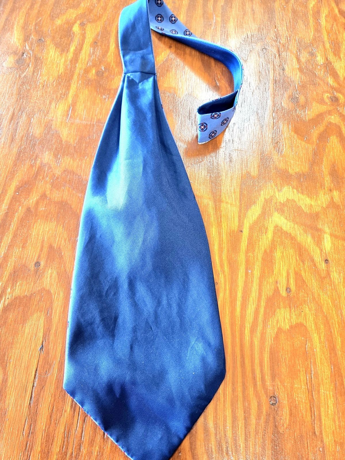 Tie