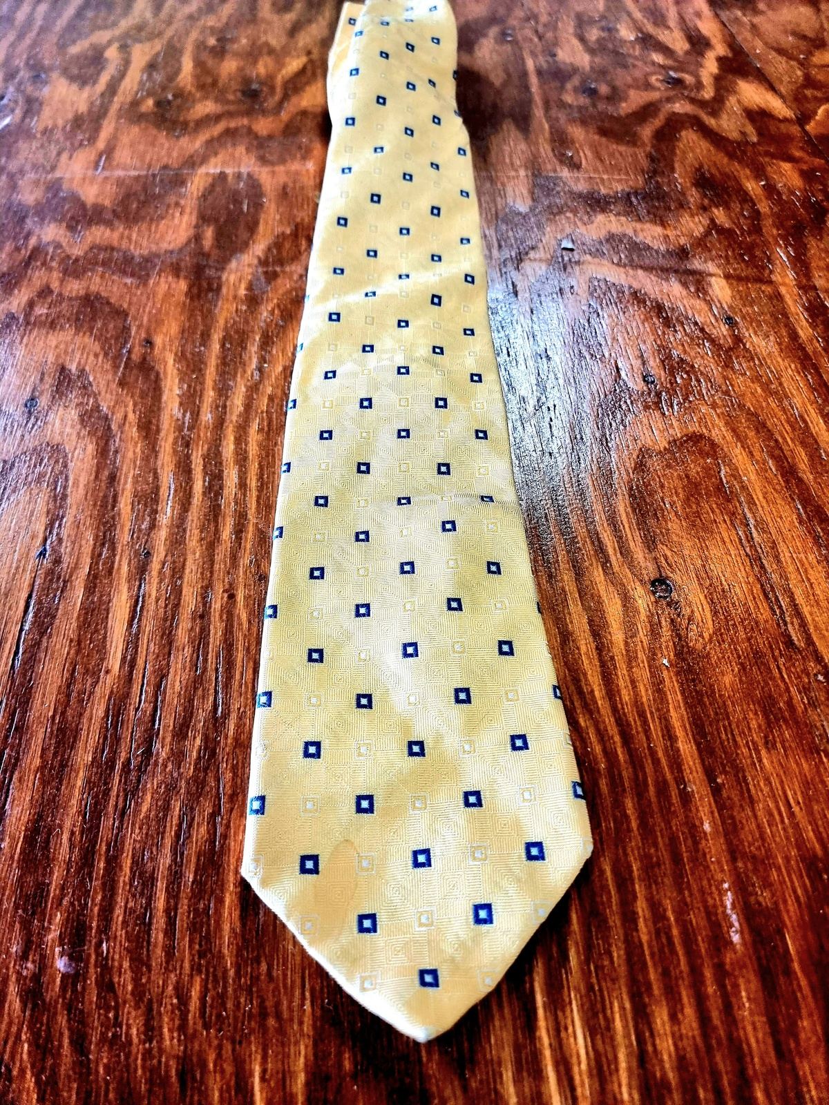 Tie