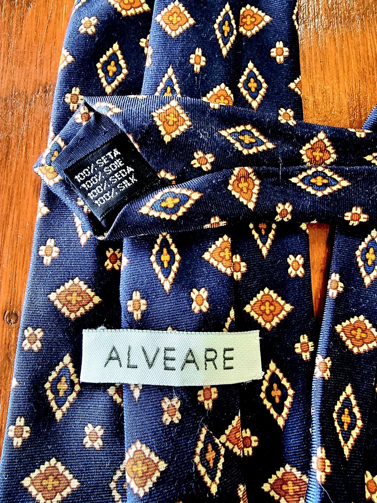 Tie