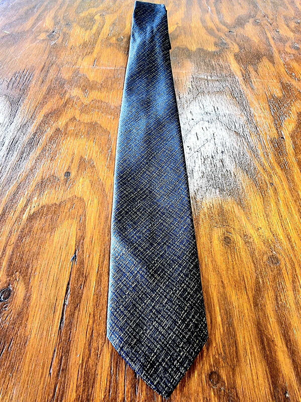 Tie