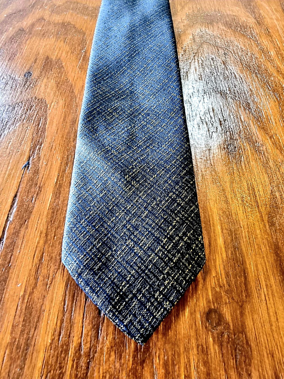 Tie