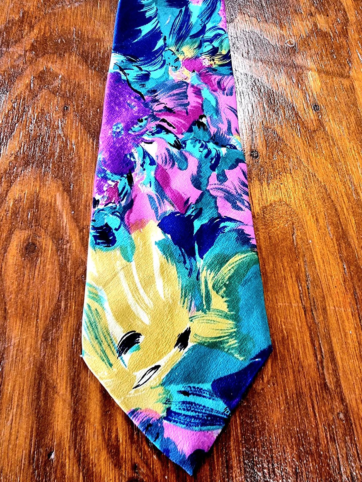 Tie