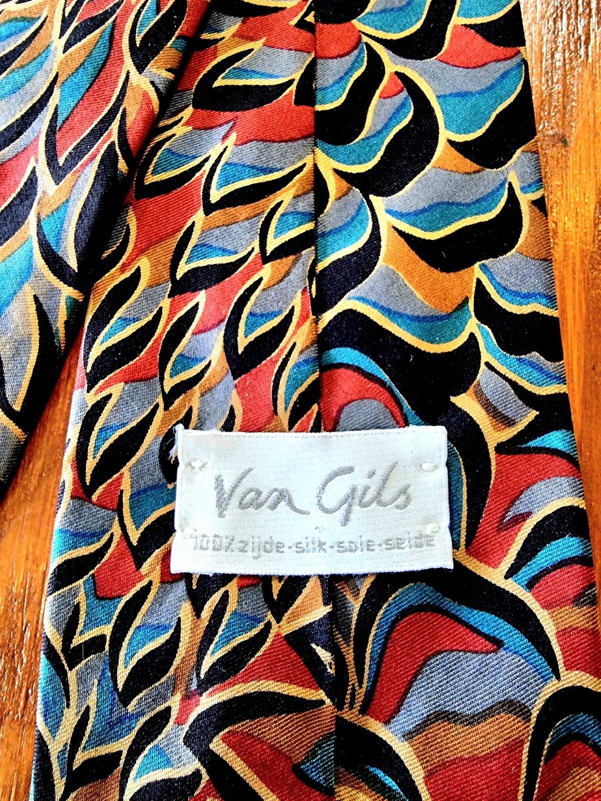Tie