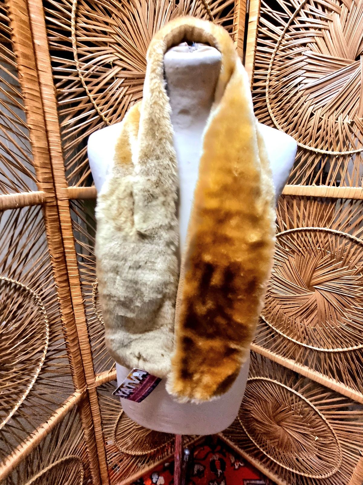 Fake fur scarf