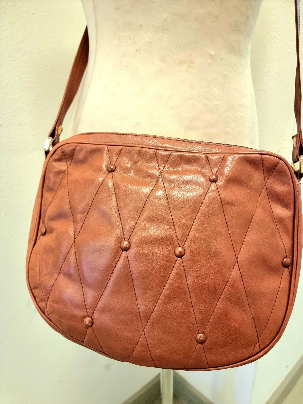 Vintage Leather 80s Shoulder Bag