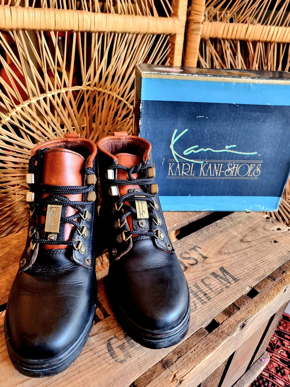 Ankle boots