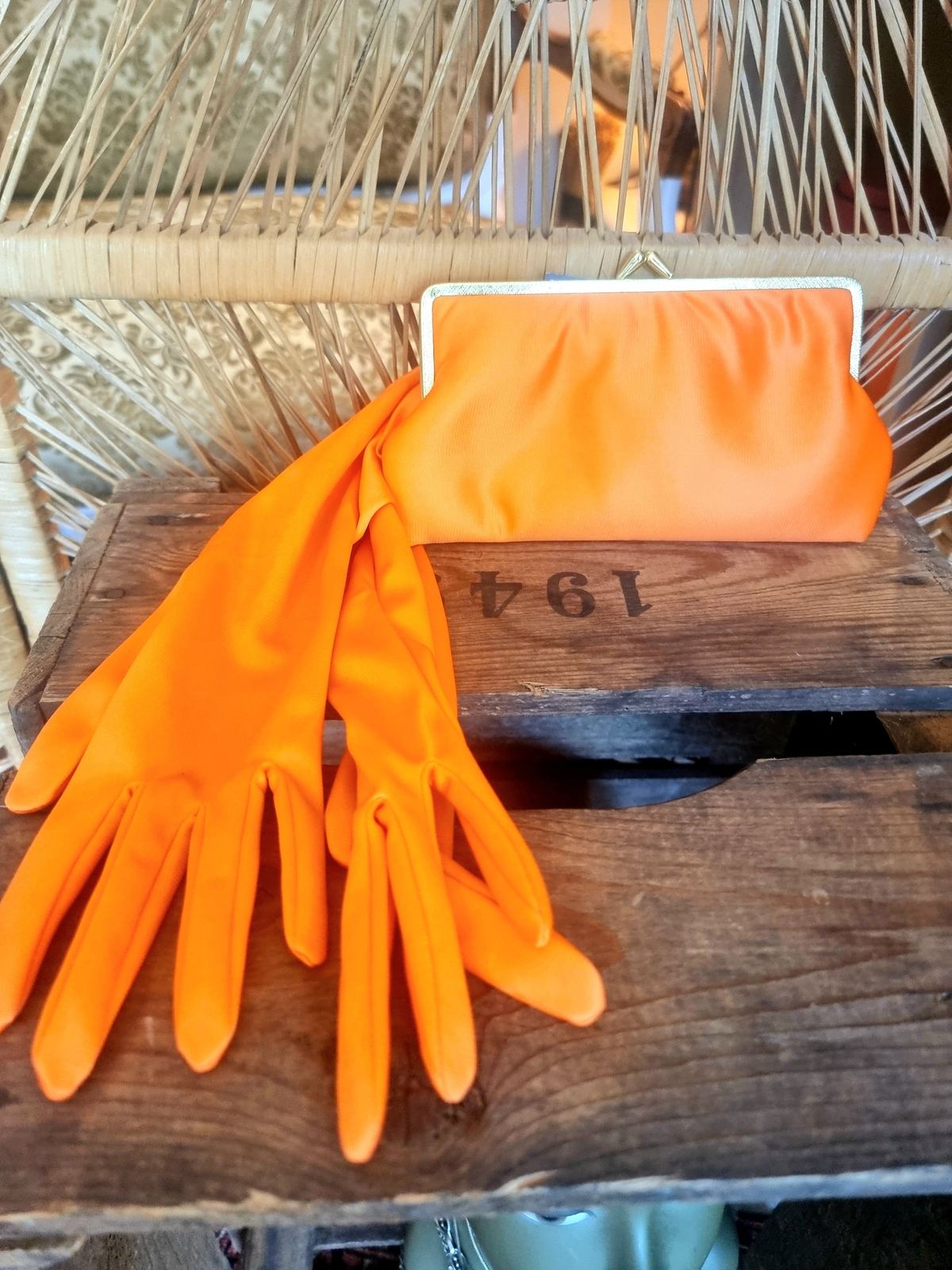 Purse and Gloves set