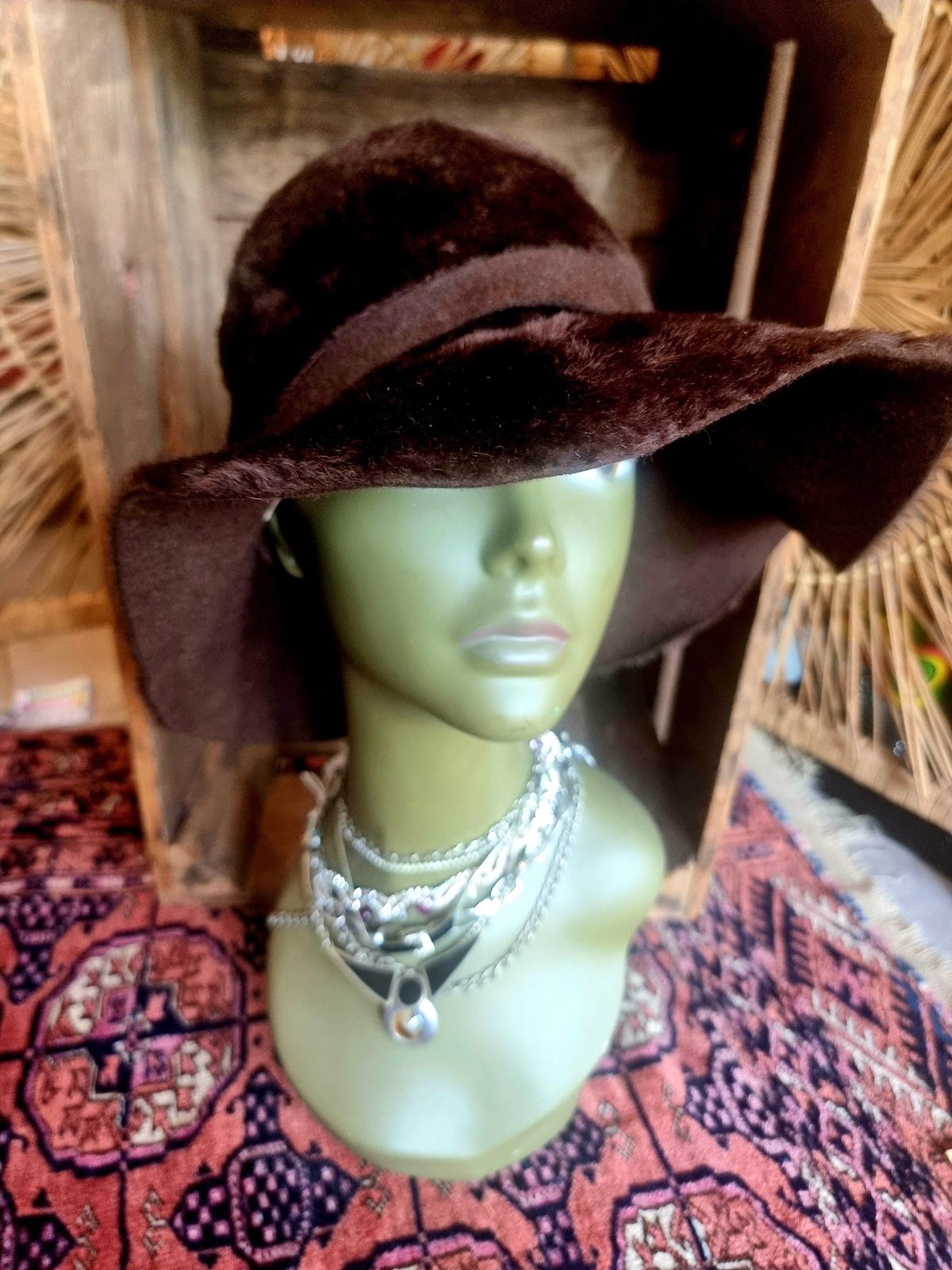 Womens hat