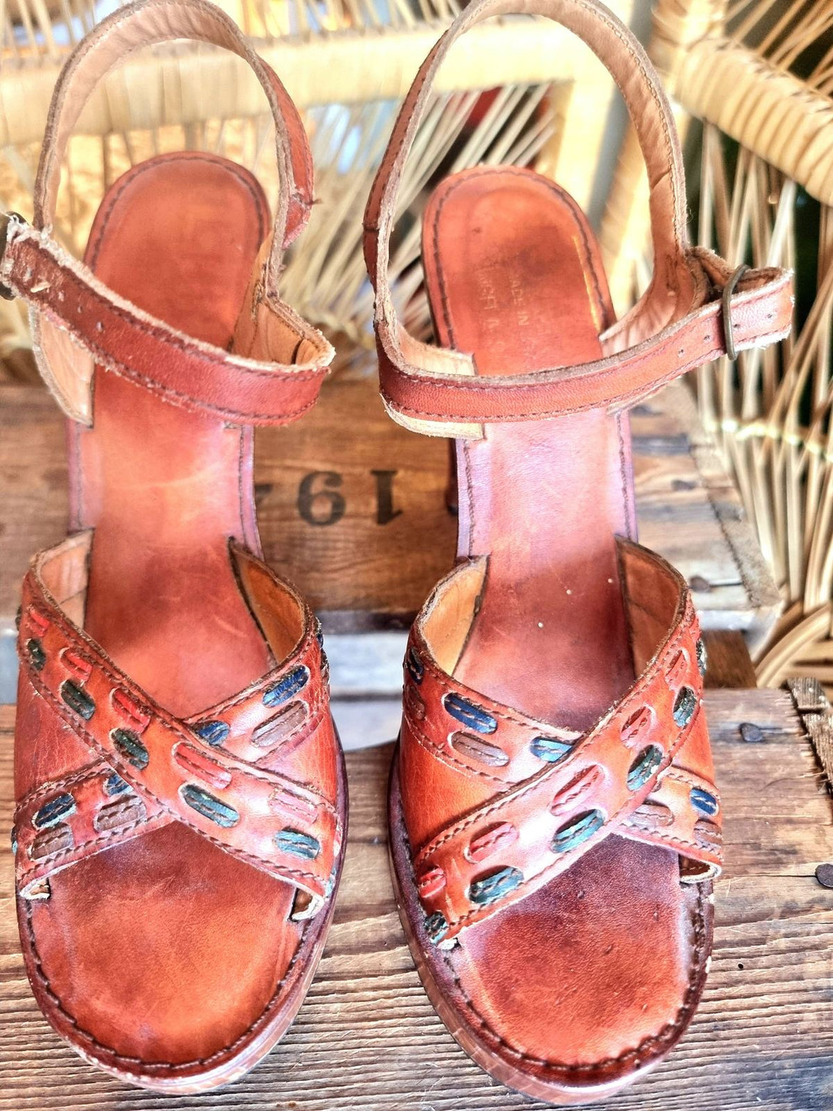 Vintage 70s Wooden Heels – Yatva