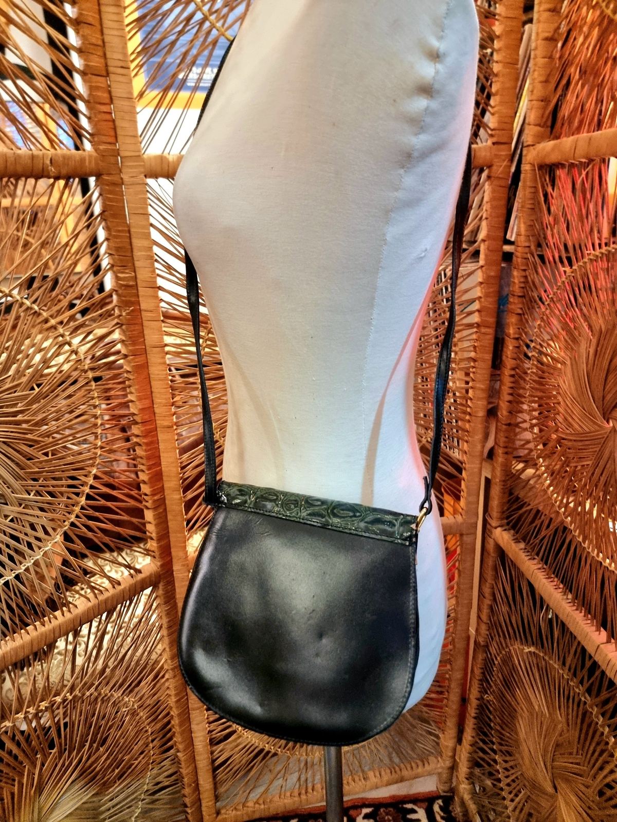 Shoulder bag