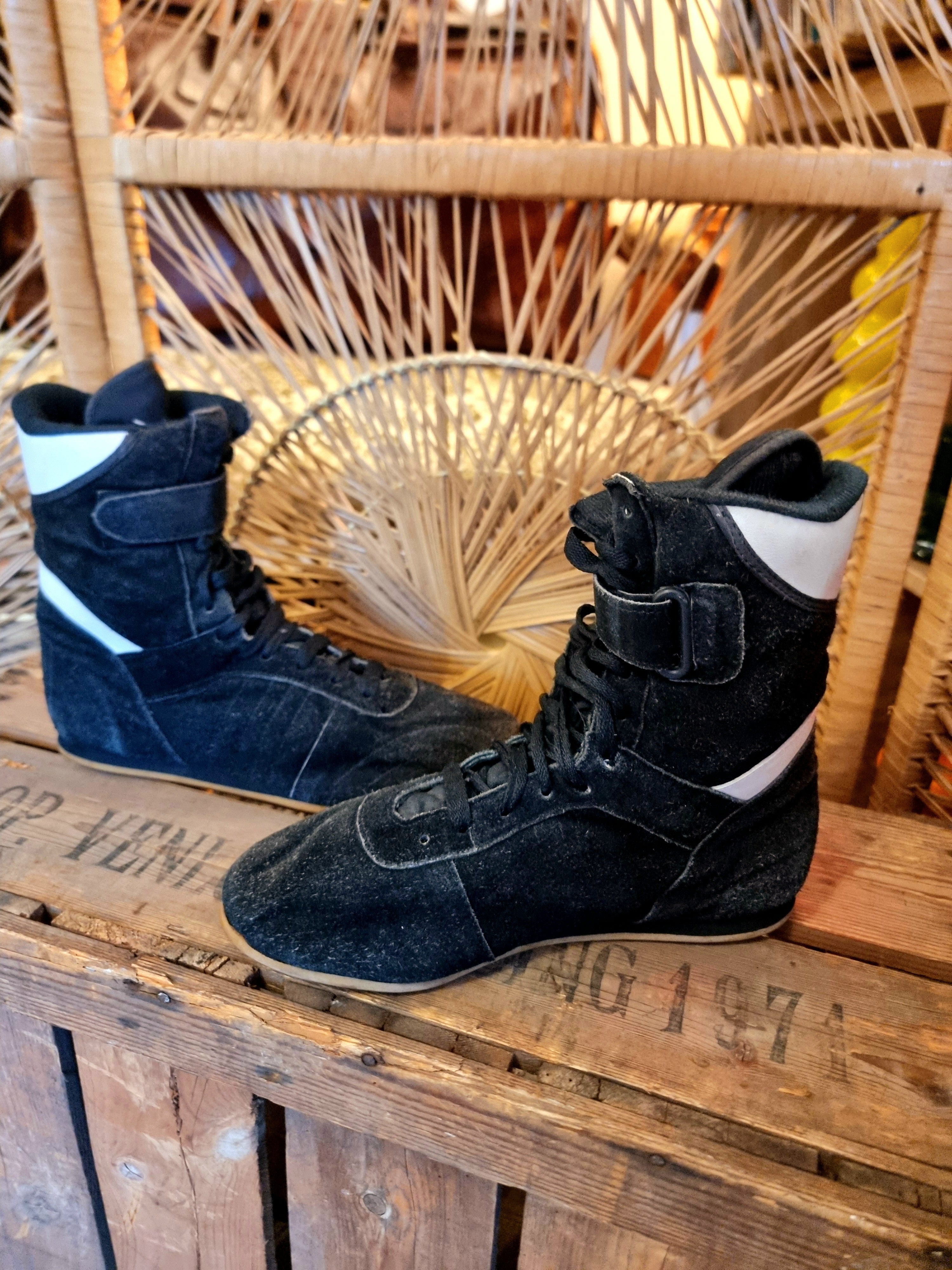 Vintage Best Angel Boxing Boot