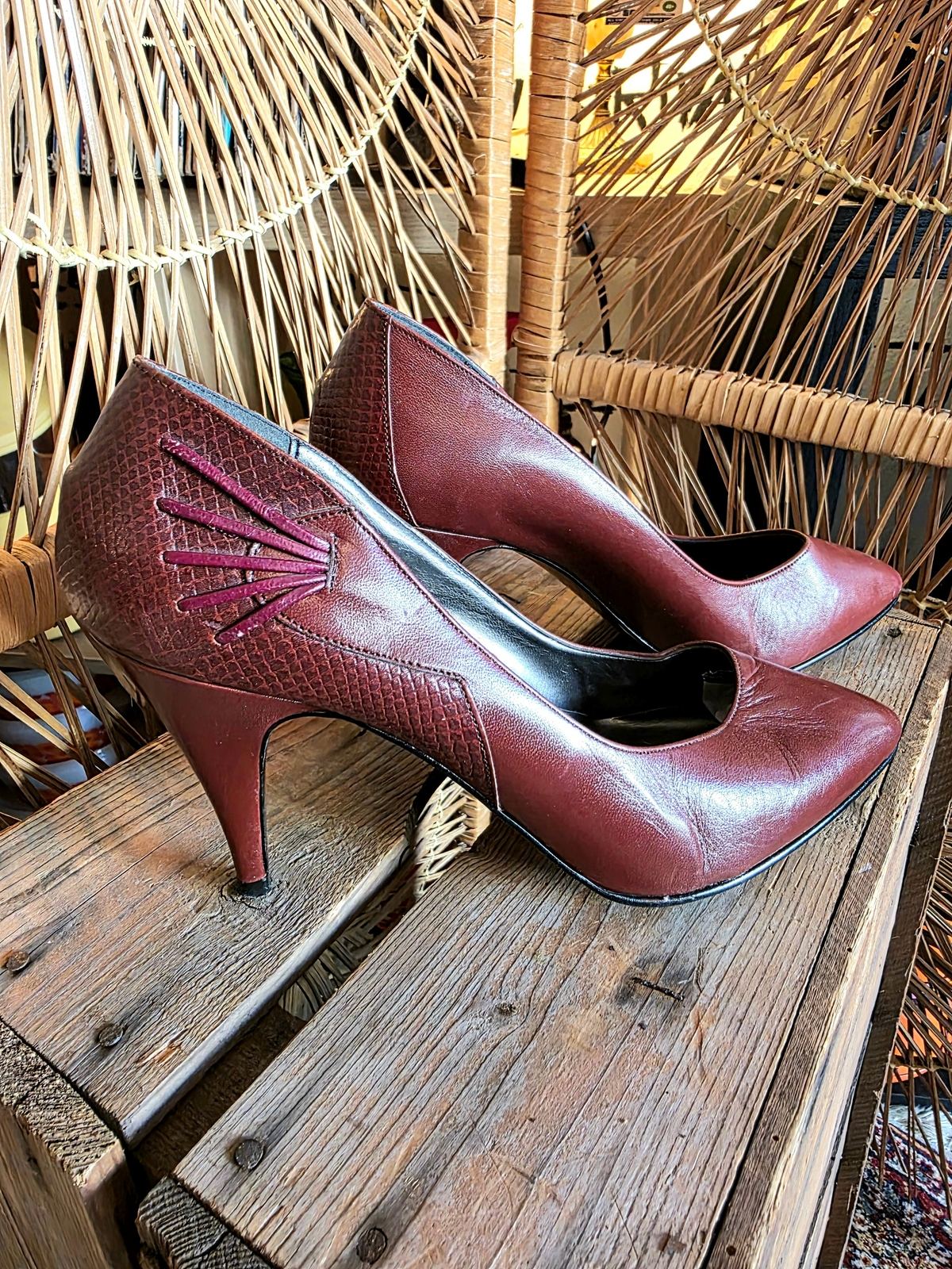 YV214 Vintage 80´s Young Lady shoes