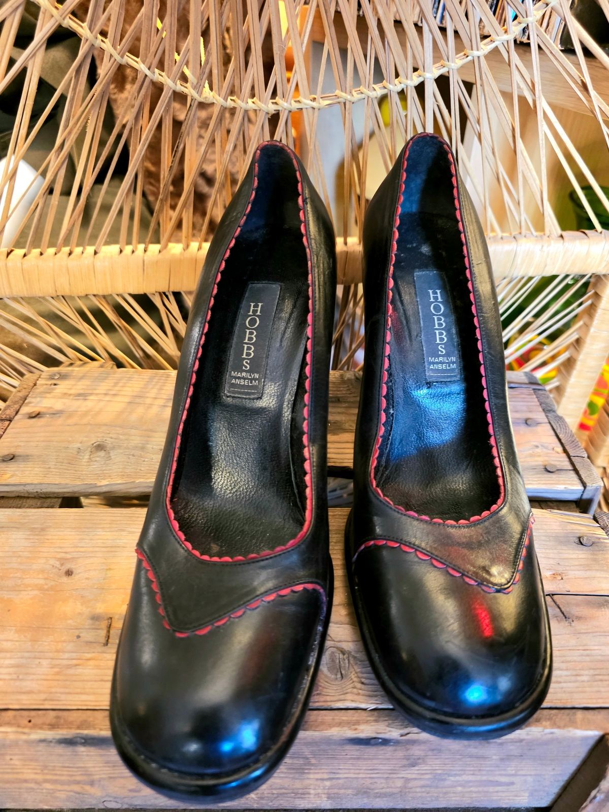 YV216 Vintage 1990´s Hobbs Shoes