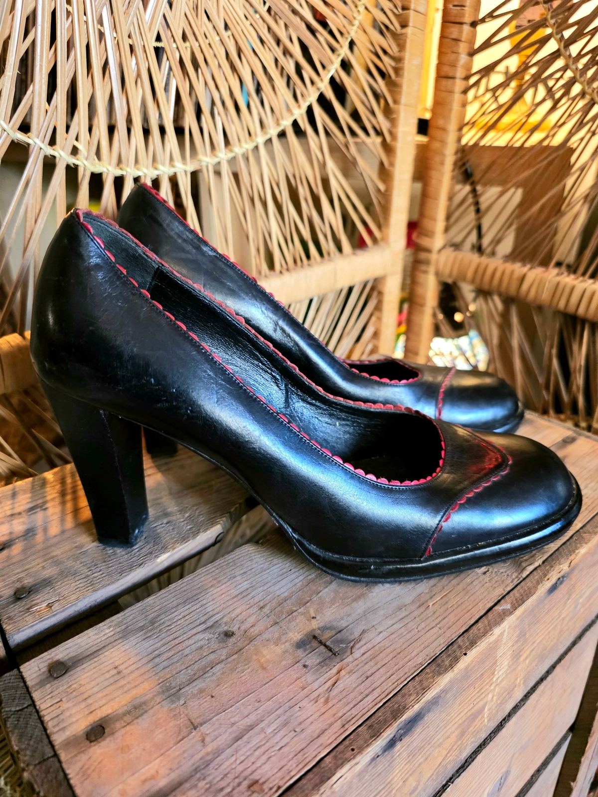 YV216 Vintage 1990´s Hobbs Shoes