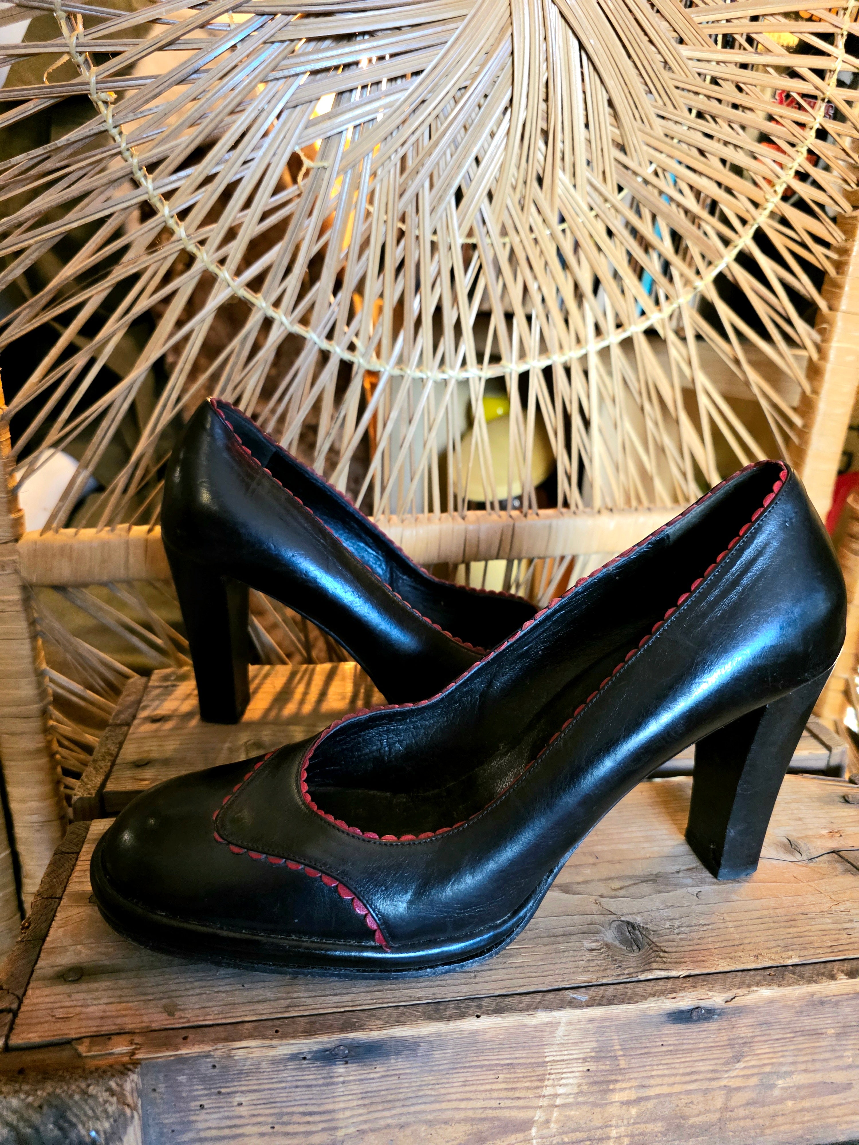 YV216 Vintage 1990´s Hobbs Shoes