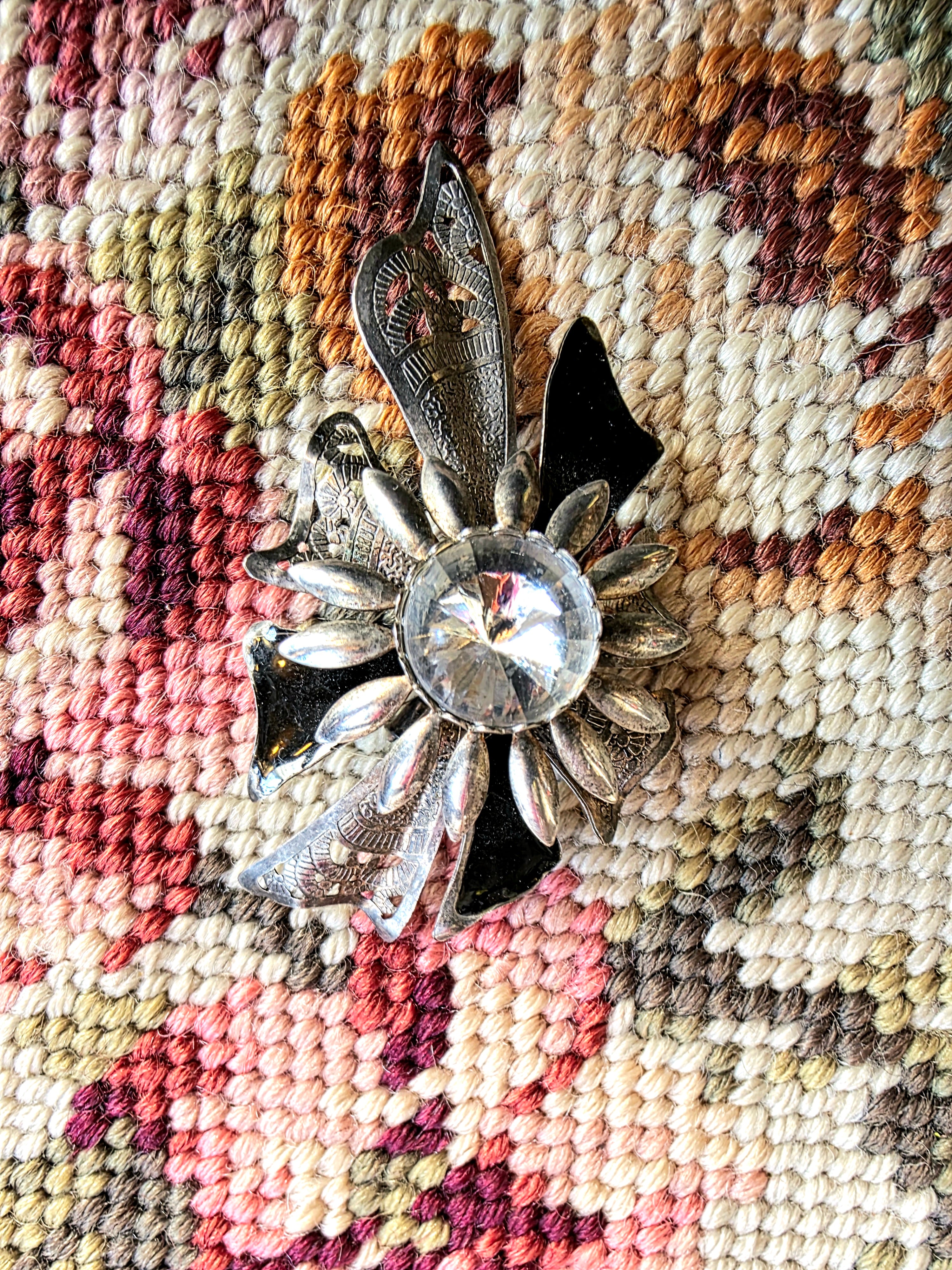 Vintage 80's Floral Brooch