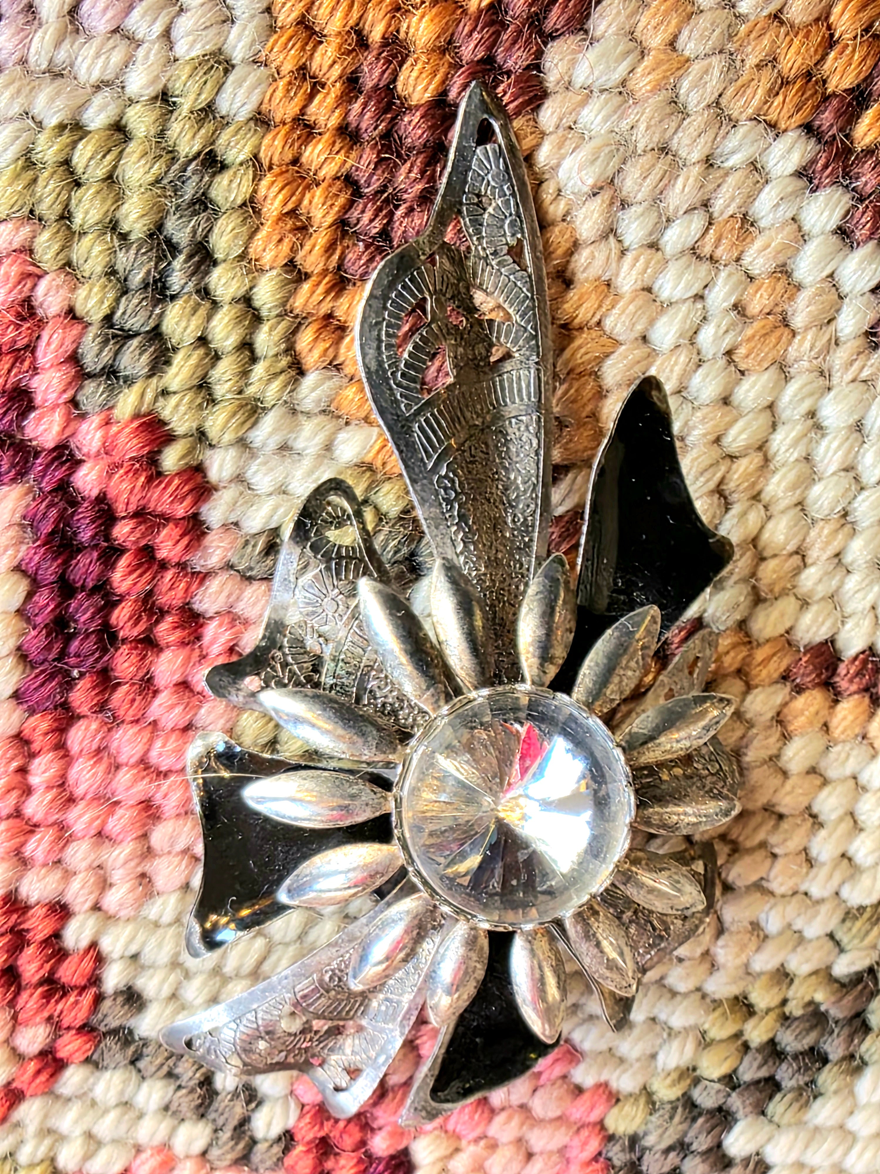 Vintage 80's Floral Brooch