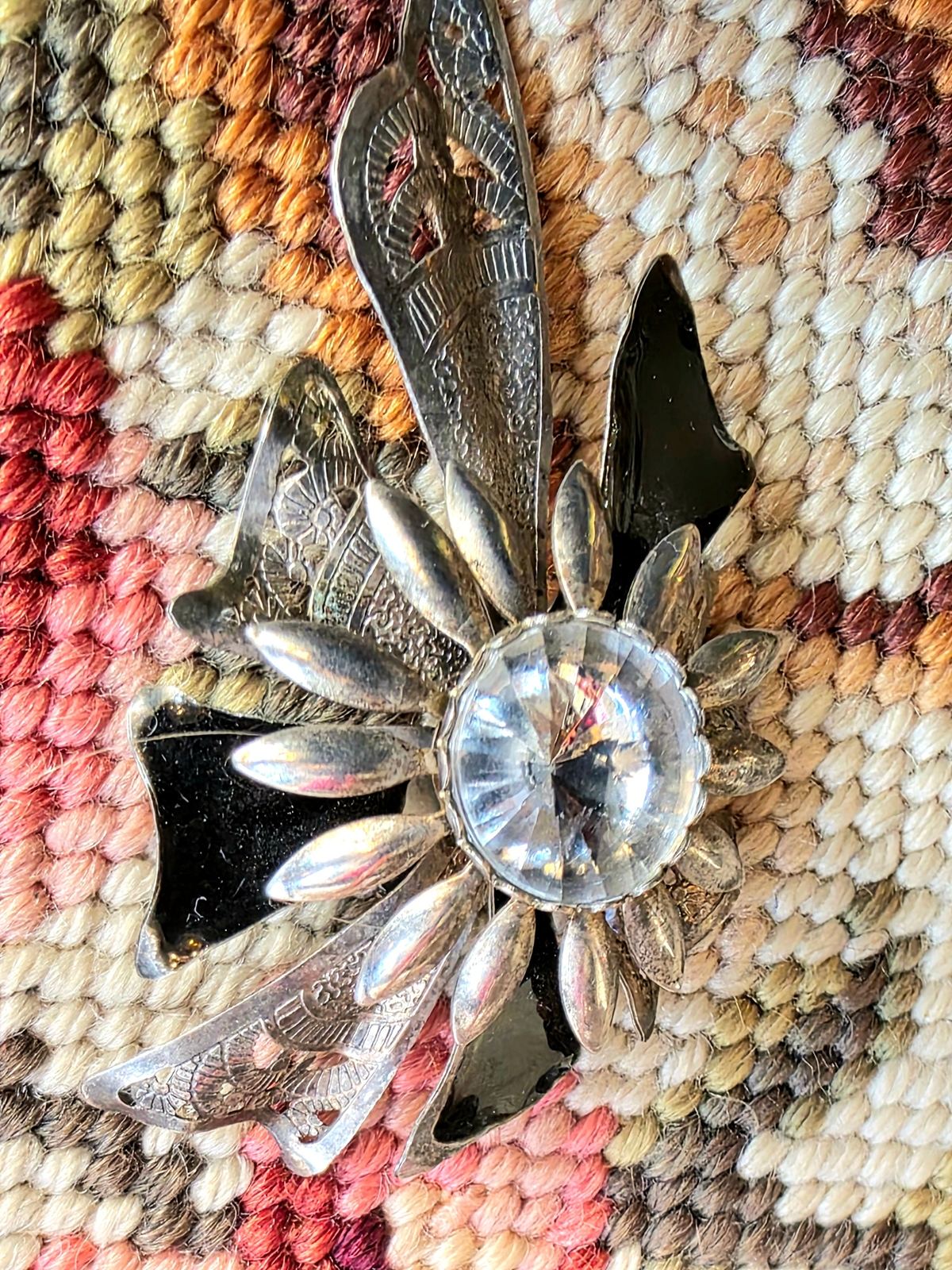 Vintage 80's Floral Brooch