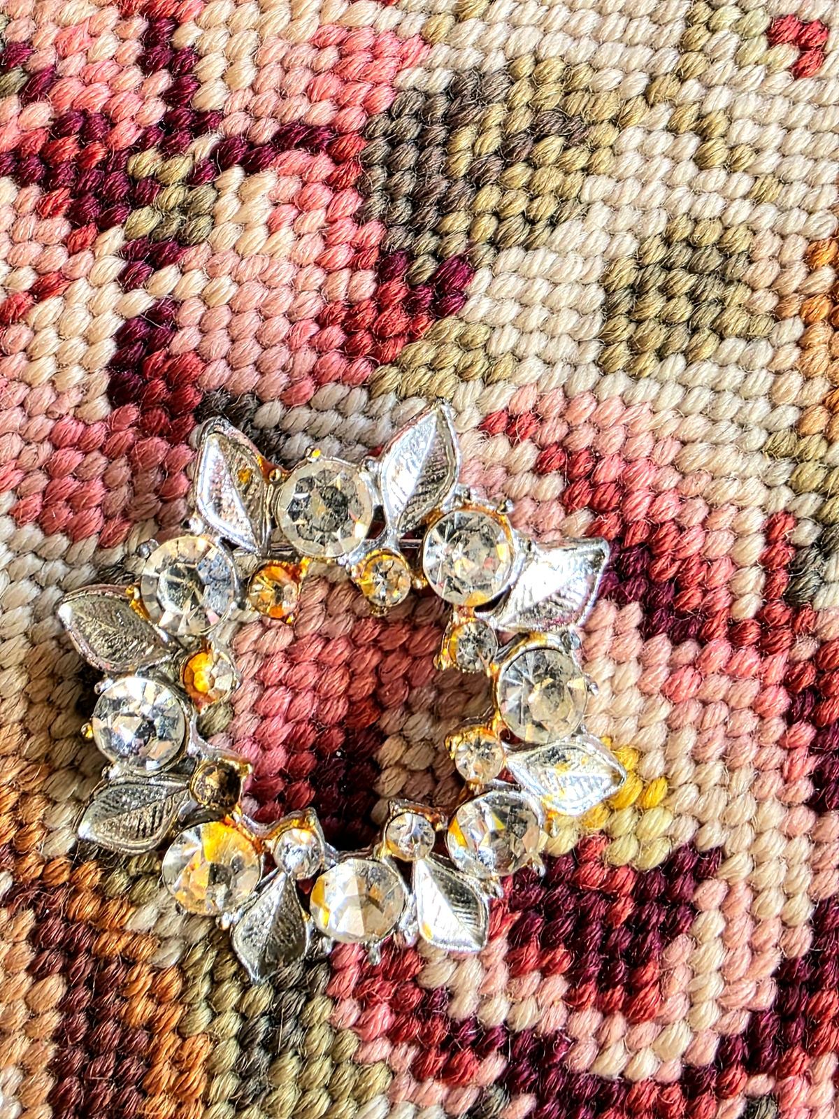 Vintage 80's Leaf Brooch