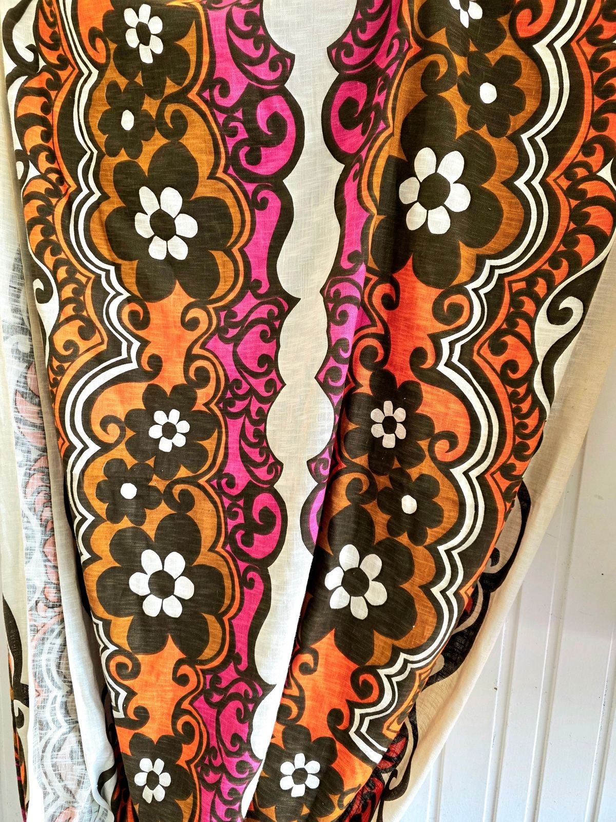 Vintage retro Original 1970s Floral Curtain