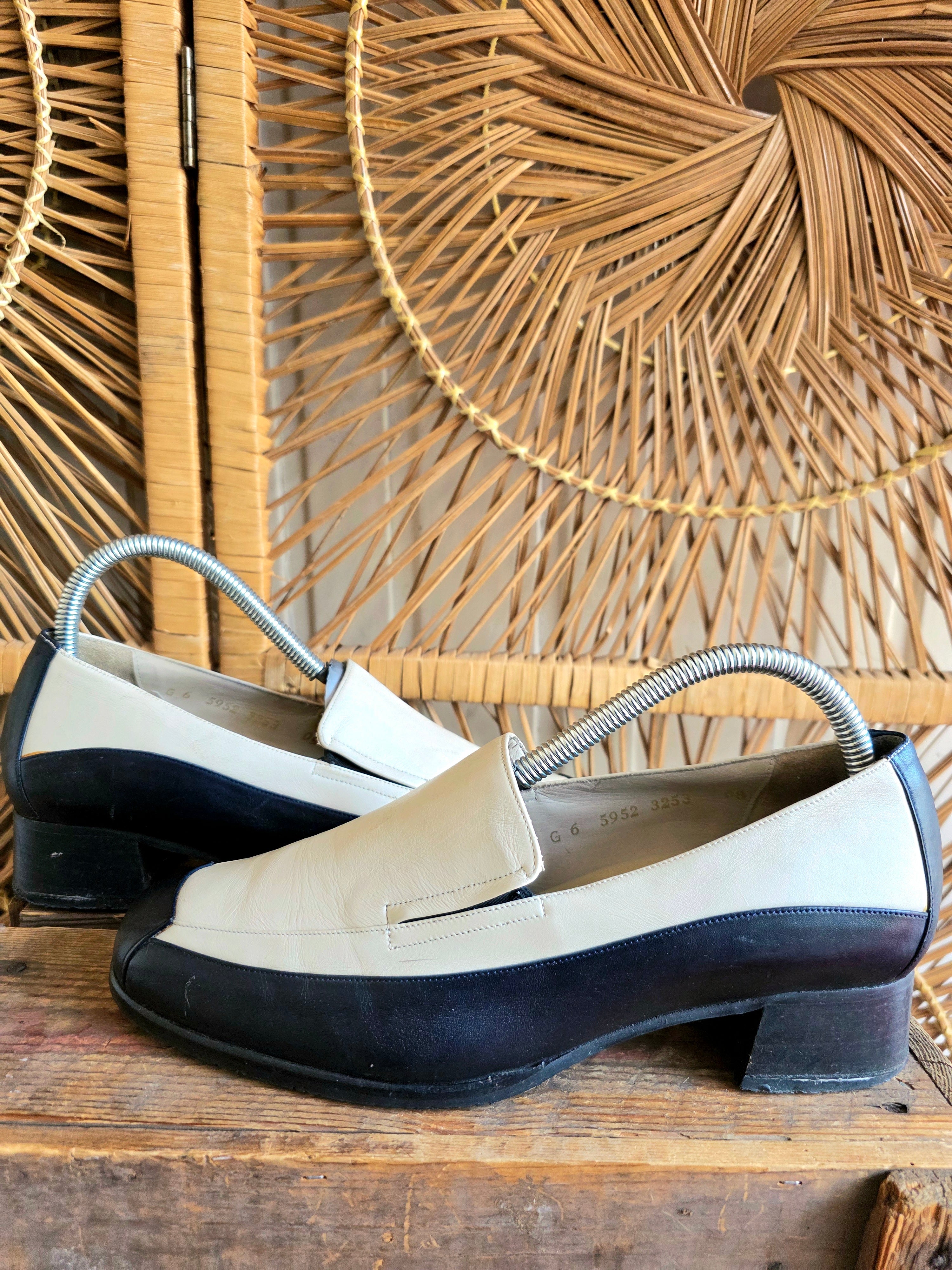 Vintage 80s Verhulst Two Toned Slip on Shoes