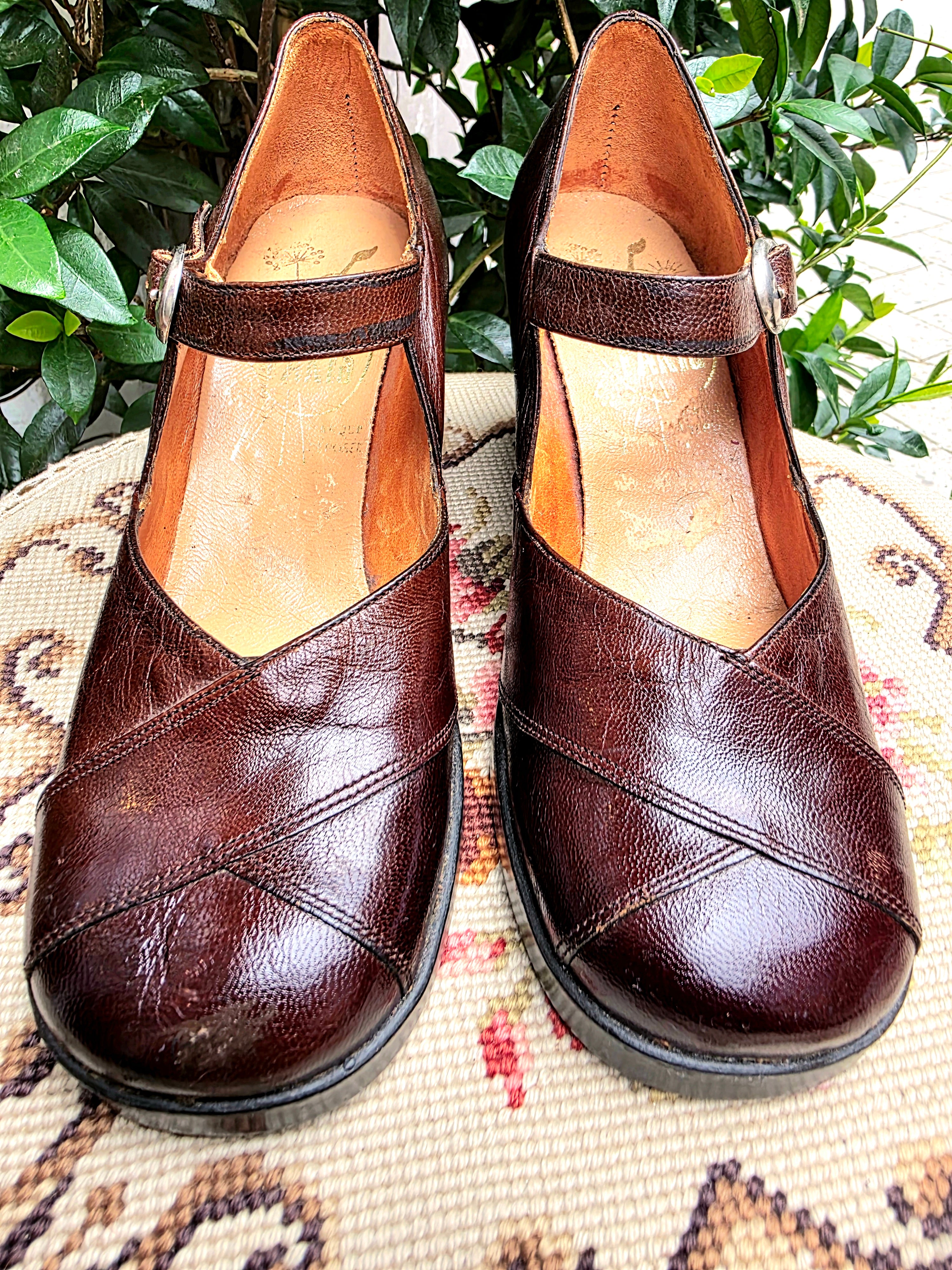 Vintage Deadstock Brand New 60s Tout Paris Shoes