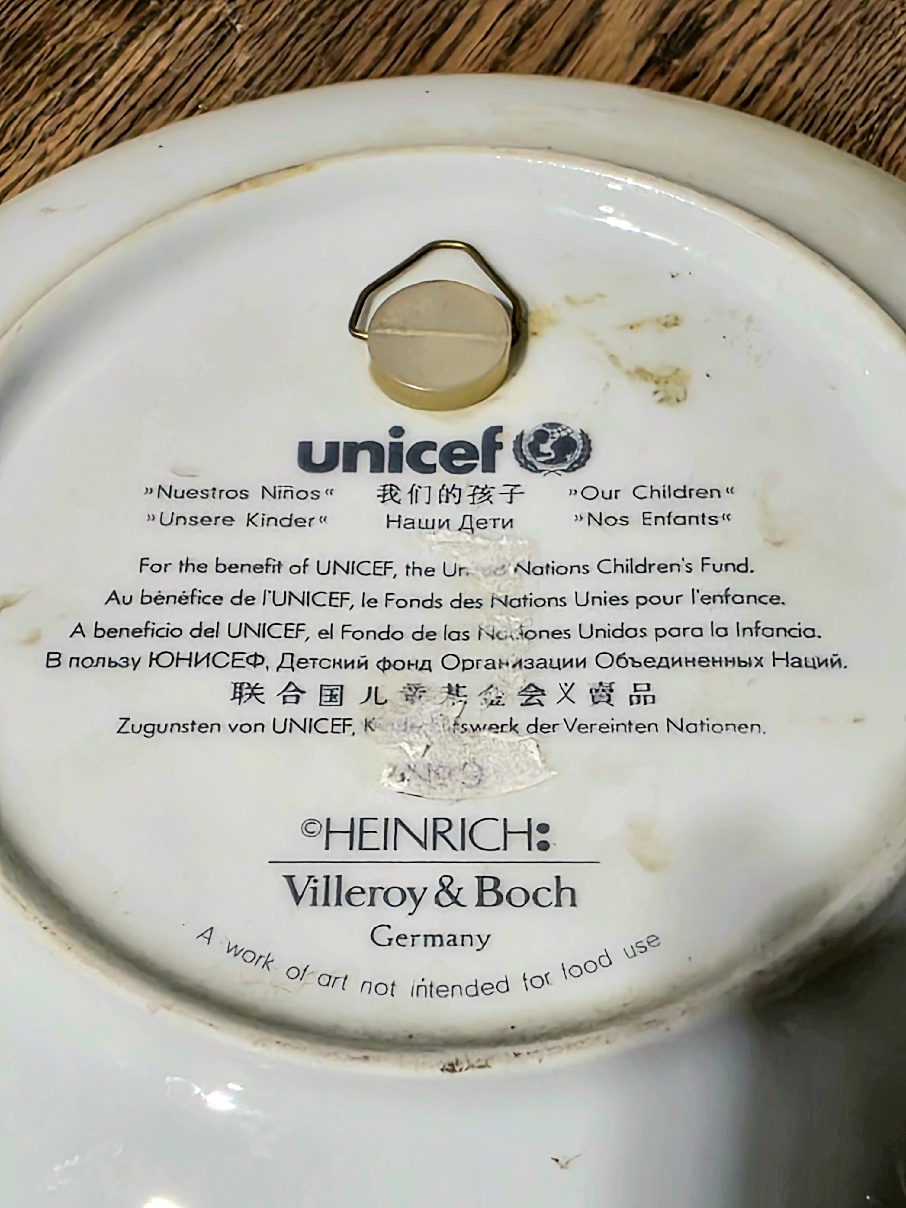 Villeroy & Boch Unicef wall plate "Our Children" No 9