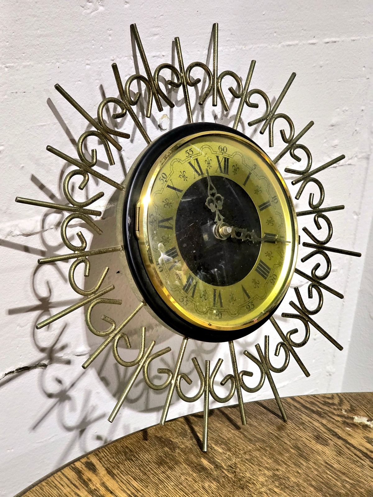 Vintage 1960s / 1970s Wall Clock